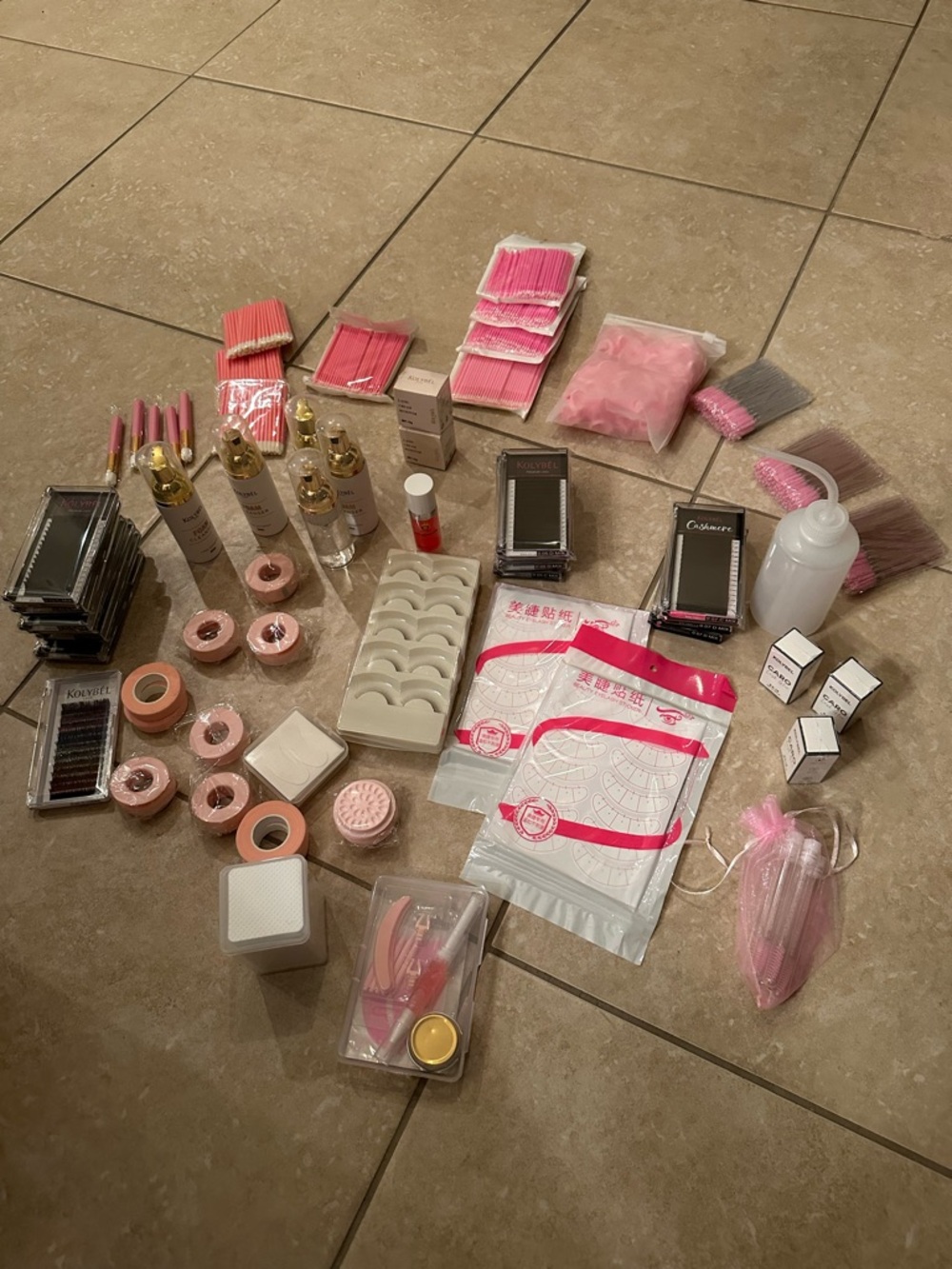 BRAND NEW KOLYBEL EYE LASH KIT INCLUDES LASHES, FOAM,GLUE,TAPES ETC… AS PICTURED